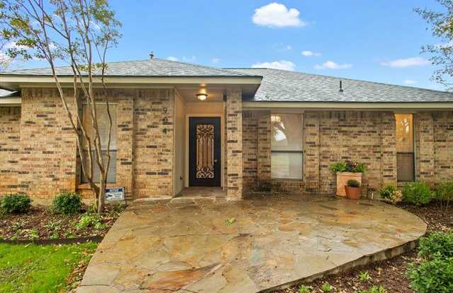 904 Fairfield Lane Gallery 3