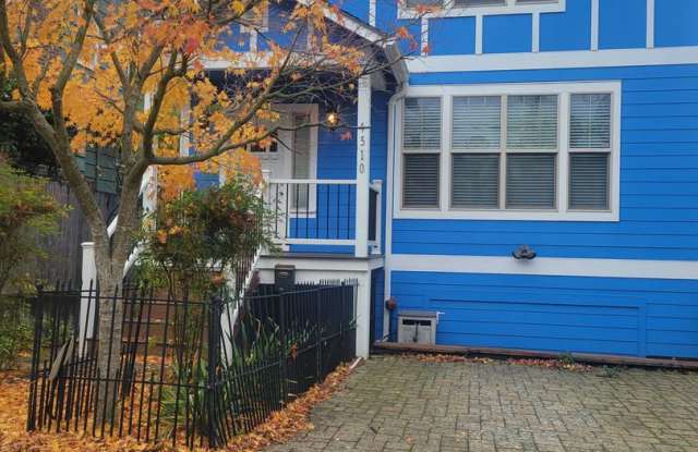Ready NOW NEW RATE!- Designers Dream in the Heart of Wallingford-Executive Home - 4510 Eastern Avenue North, Seattle, WA 98103