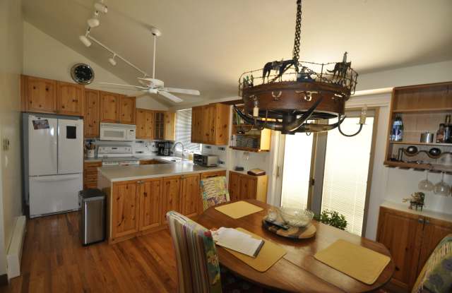 7321 S Carr Ct Gallery 3