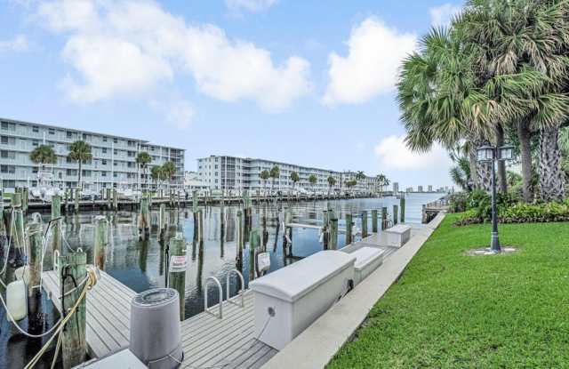 135 Shore Court photos photos