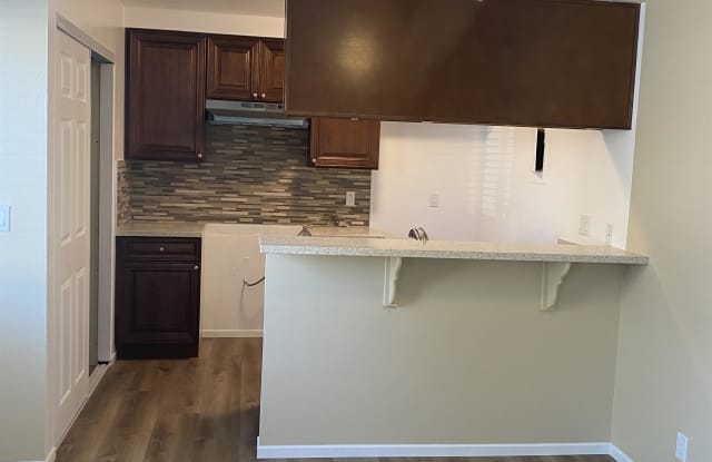 2644 Yardarm Avenue photos photos