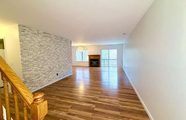 14 Newtown Road - 14 Newtown Road, Danbury, CT 06810