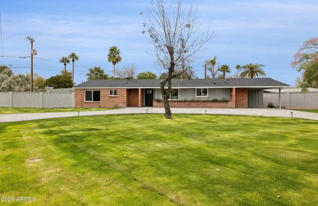 1216 W ROVEY Avenue photos photos