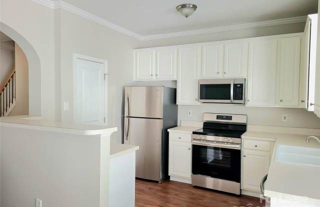 8415 Chaceview Court Gallery 4