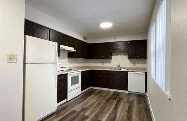 1717 SAINT ANDREWS Drive Gallery 3