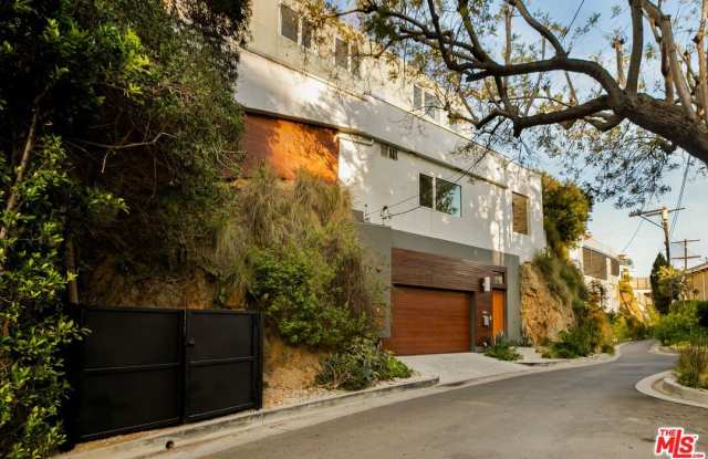 8469 FRANKLIN AVE photos photos