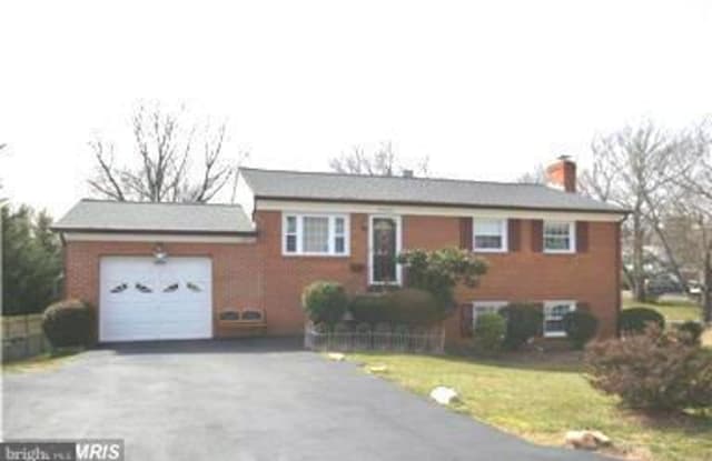 3803 DANBURY CT - 3803 Danbury Court, Dale City, VA 22193
