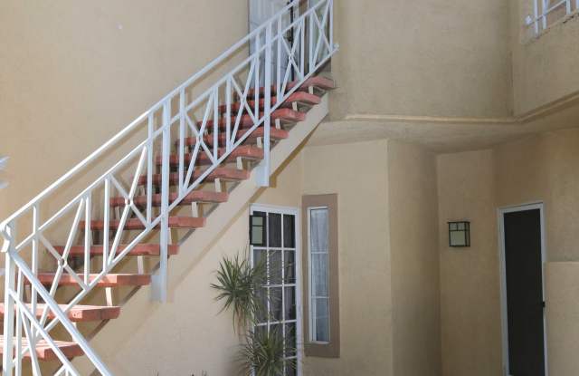 23903 Del Monte Drive - 62 Gallery 4