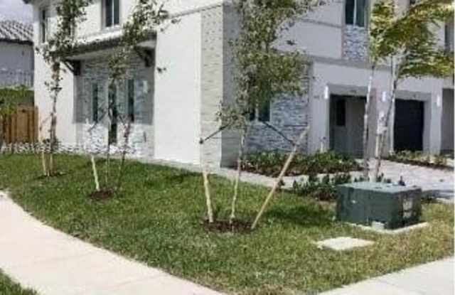 701 SE 14th Ct photos photos