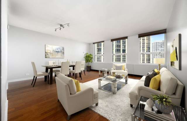2626 North Lakeview Avenue Gallery 4