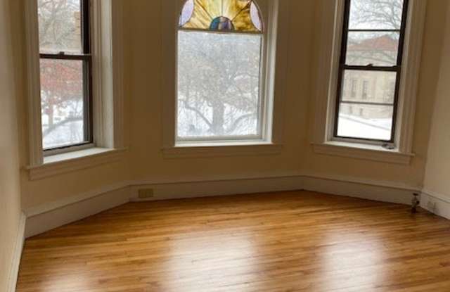 370 Maple Street - 1 photos photos