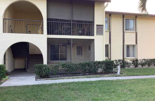 3560 Pine Tree Court - 3560 Pine Tree Court, Greenacres, FL 33463