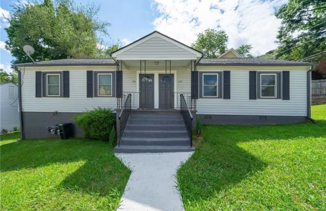182 Lakewood Drive SE - 182 Southeast Lakewood Drive, Marietta, GA 30060