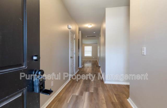 1301 Travertine Place Gallery 4