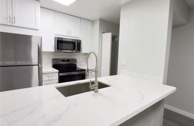 18206 Mediterranean Blvd photos photos