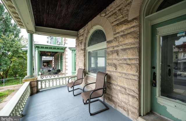 950 N 5TH Street Gallery 4