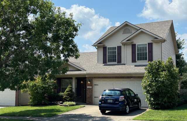 COMING SOON! Beautiful 3 Bed, 2.5 Bath Home. Vaulted Ceilings, Walk-In Closets, Pets Ok! photos photos