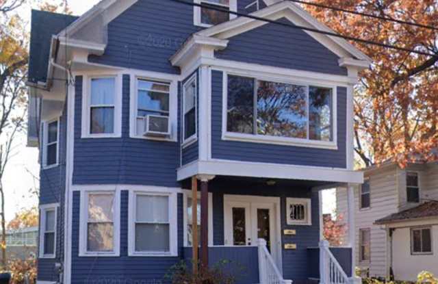 232 West Hazel Street - 3 photos photos
