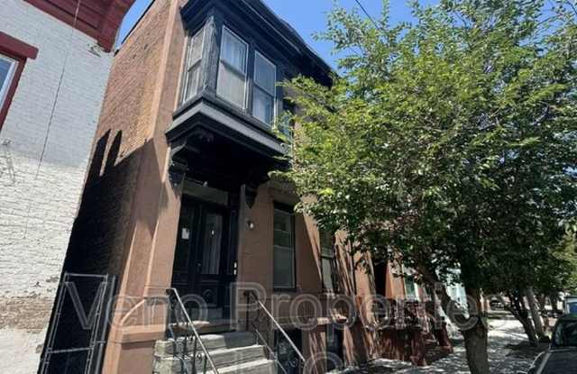 251 3rd St. Gallery 1