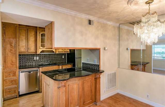 6164 Hidden Oaks Gallery 3