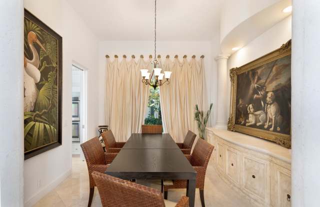 2633 S Ocean Boulevard Gallery 3