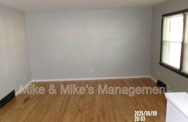 6408 North 73rd Street photos photos