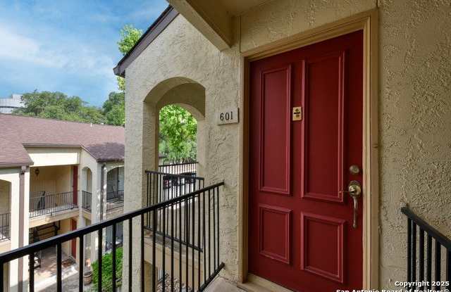 8702 VILLAGE DR photos photos