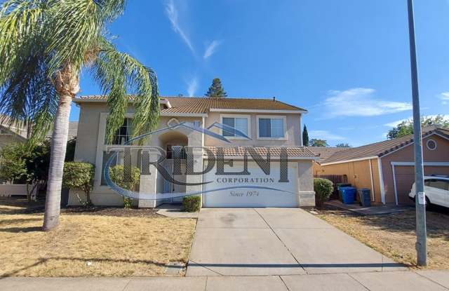 This is a large 4 bedroom, 3 bath SOLAR house with a bonus room upstairs photos photos