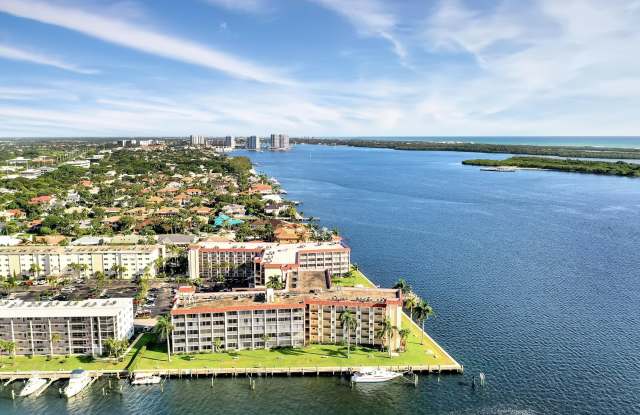 100 Paradise Harbour Boulevard photos photos