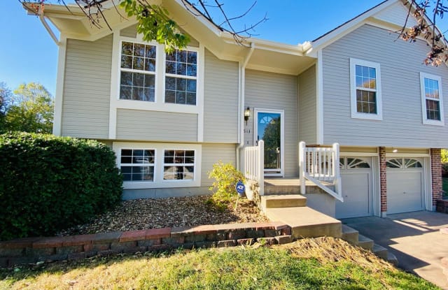2513 SE Winchester Drive - 2513 Southeast Winchester Drive, Lee's Summit, MO 64063
