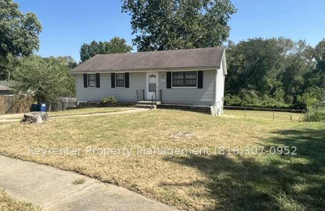 Welcome to 187 Lee Drive in Liberty, Missouri! Gallery 1