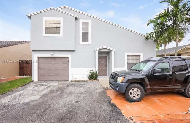 18954 NW 63rd Ct Cir photos photos