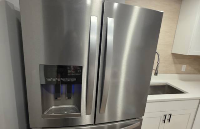 210 5th Ave photos photos