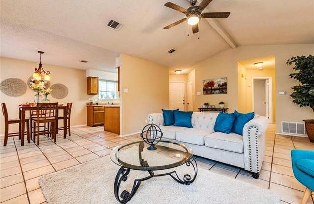 5822 Shreveport DR Gallery 3