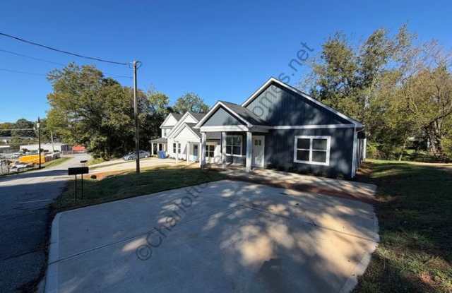 1558 7th Avenue Drive Southwest Gallery 1