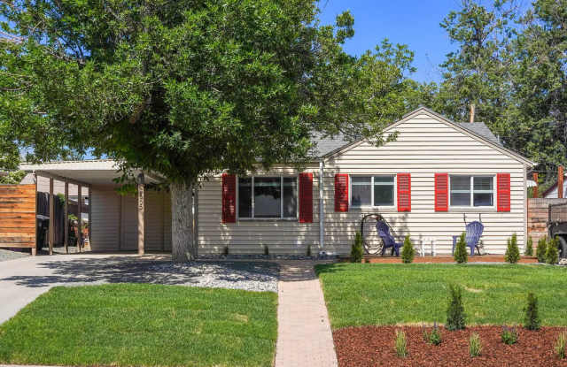 2665 S King St photos photos
