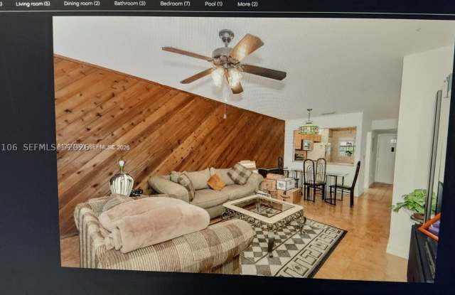 430 NE 210th Cir Ter Gallery 4