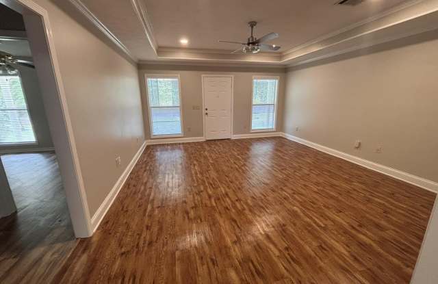 607 Briars Bend Gallery 2