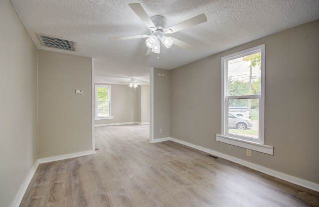 3 bd 1.5 ba spacious home Joliet - 101 Baker Avenue, Joliet, IL 60433 3 bd 1.5 ba spacious home Joliet - 101 Baker Avenue, Joliet, IL 60433