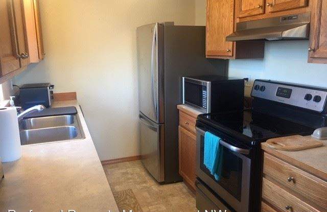 9105 1st Pl NE #2 Gallery 3