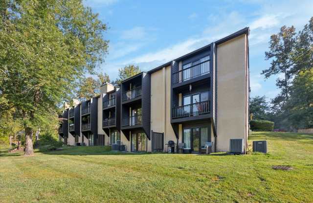 Available Immediately – Renovated 2B/1.5B Condo in Painter’s Crossing - 103 Painters Crossing, Delaware County, PA 19317