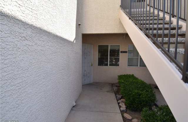 3320 S Fort Apache Road Gallery 3