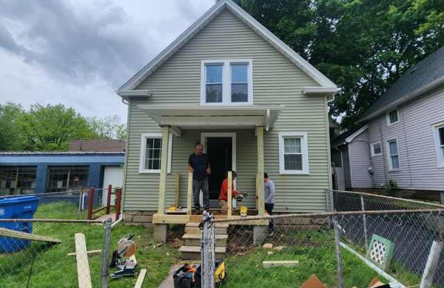 Two Bedroom Single Family Home! photos photos