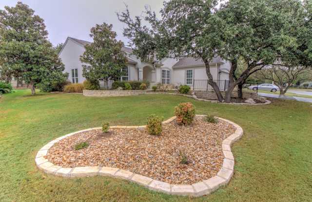 202 Nueces Trail Gallery 3