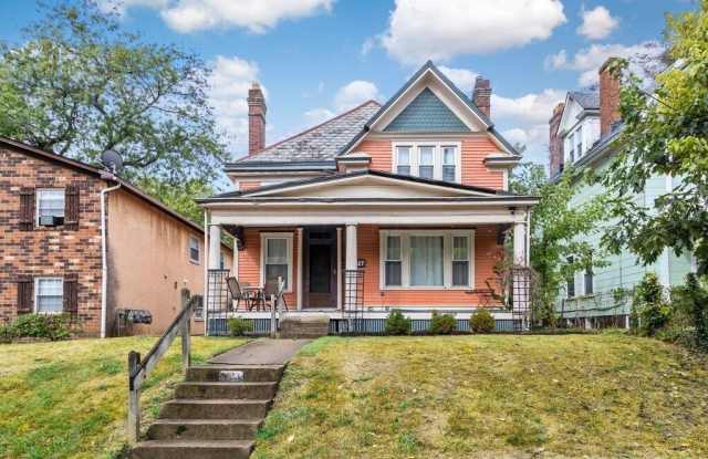 2027 N 4th Street photos photos