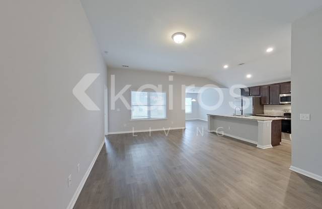 104 Saint Matthew Way Gallery 2