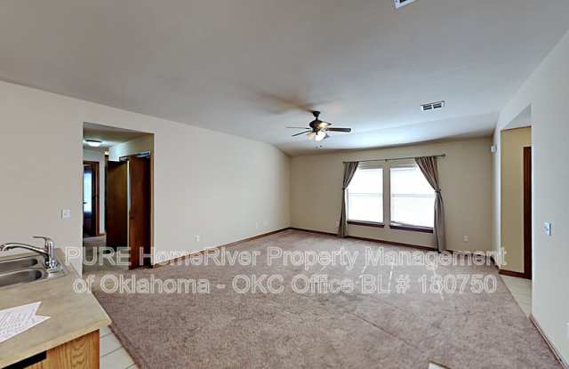 602 Garrison Ln Gallery 4