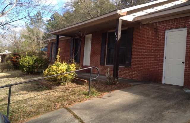 **AVAILABLE NOW**3 Bedroom / 2 Bathroom Home for Rent in Columbus, GA*** photos photos