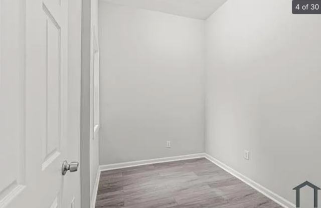 Modern 6-Bedroom Home in North Philadelphia Gallery 4