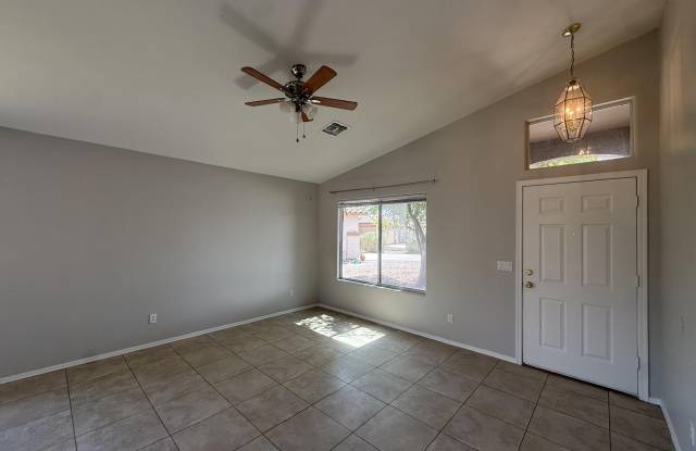 1555 S 229TH Court Gallery 2